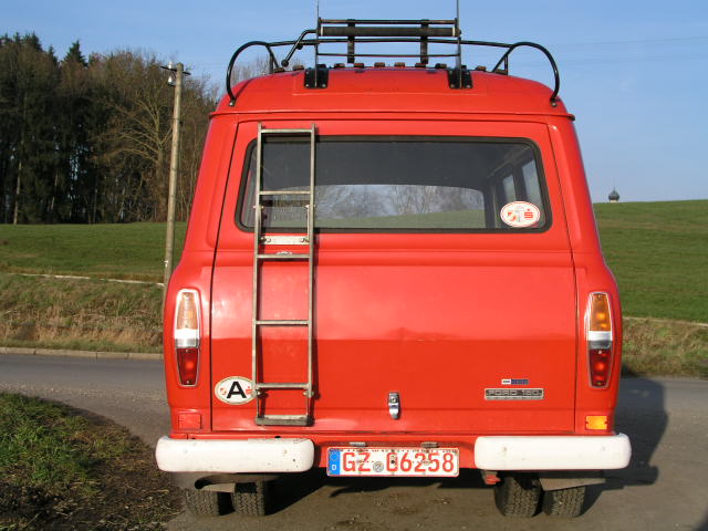 06.JPG