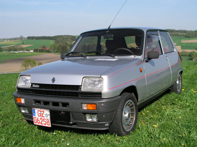 Fahrzeugarchiv/OLDTIMER/Renault R5 Alpine Turbo, Bj. 83, silber met/08